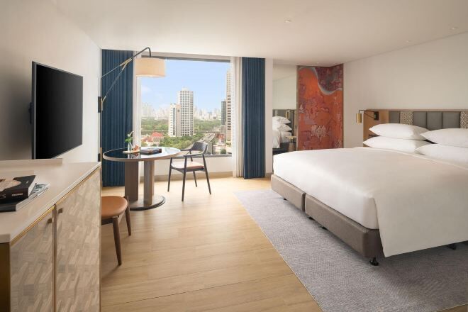 Ropa de cama de alta calidad y minibar 