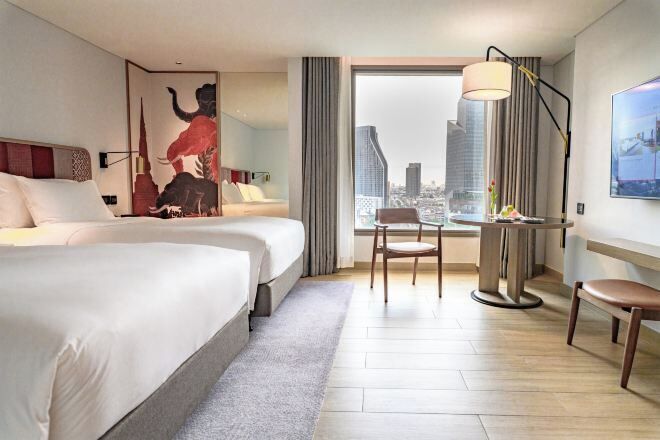 Ropa de cama de alta calidad y minibar 
