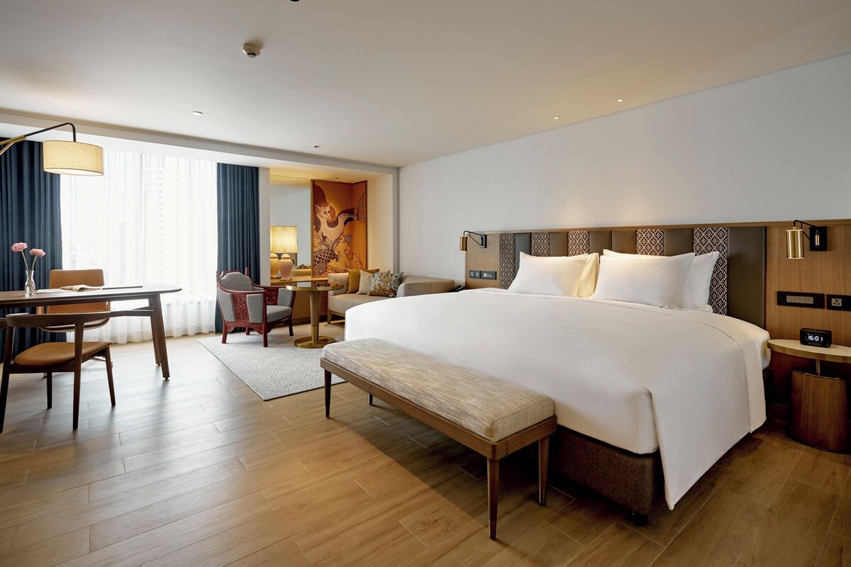 Premium bedding, minibar, in-room safe, blackout curtains