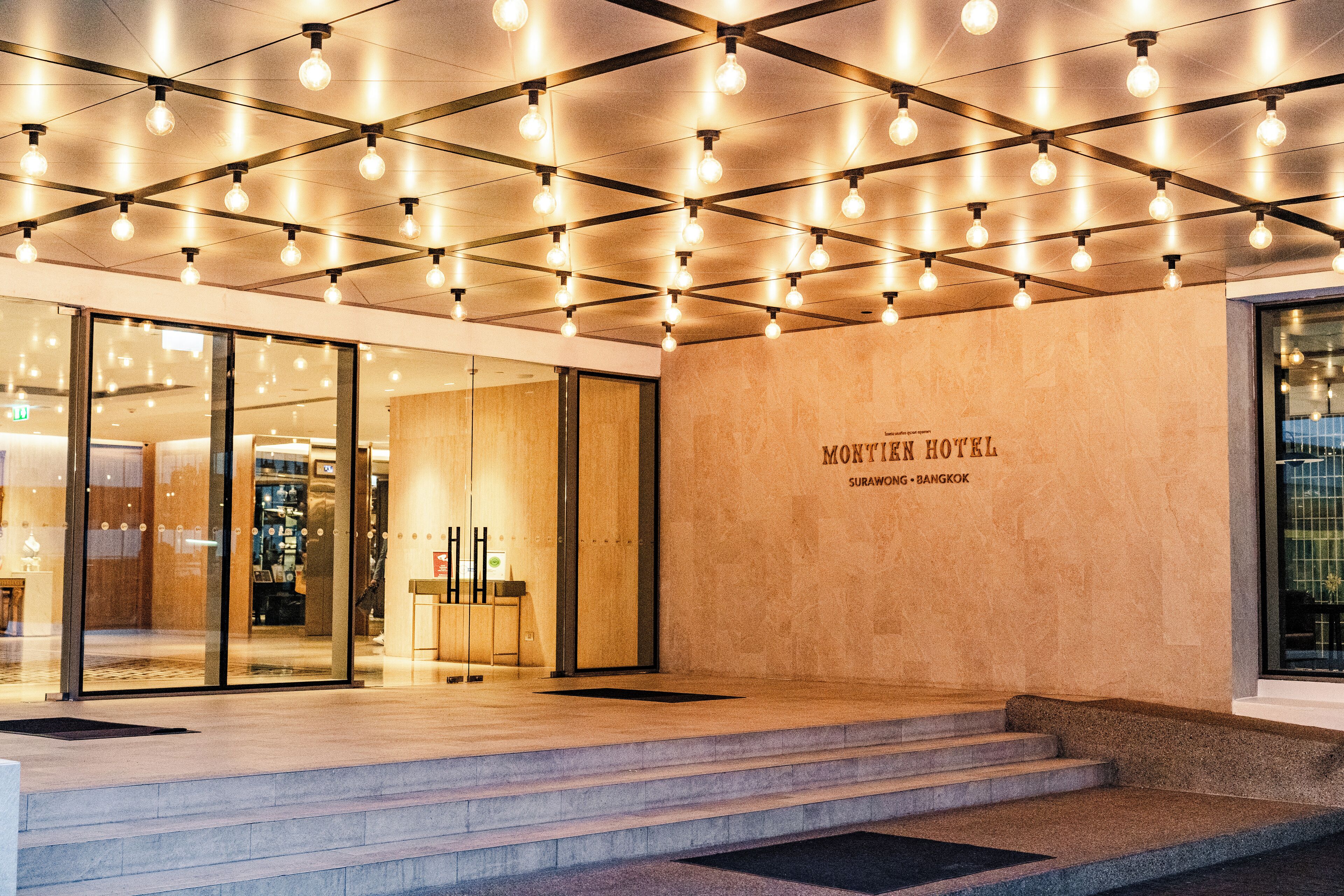 Photo - Montien Hotel Surawong Bangkok