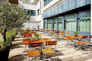 Desayuno bufé gratuito y diario