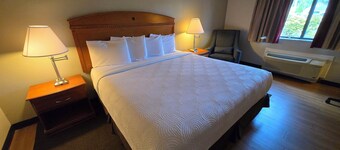 Fulton Hotel - Oswego Riverfront