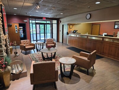Fulton Hotel - Oswego Riverfront