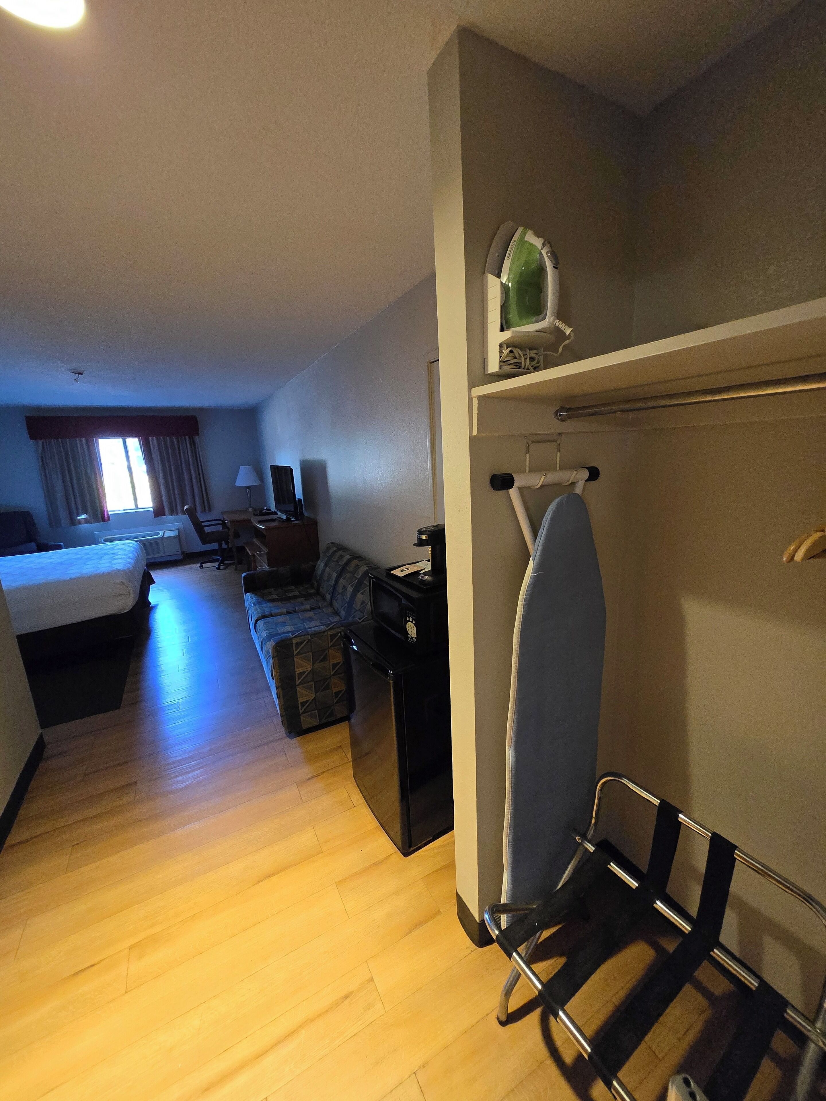 Photo - Red Roof Inn Fulton