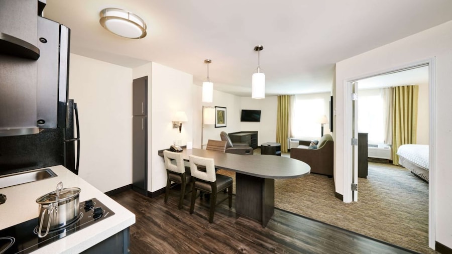 Sonesta Simply Suites Philadelphia Mount Laurel