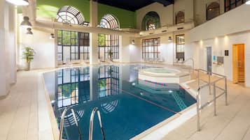 Indendørs pool, liggestole