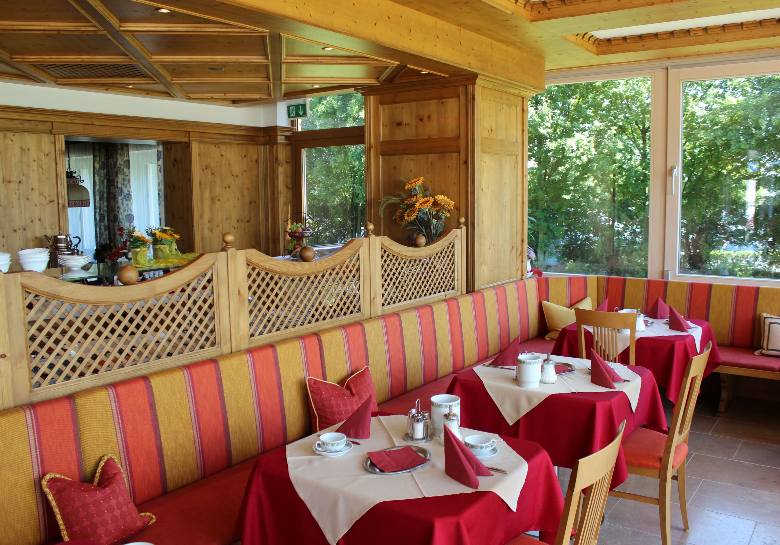 daily buffet breakfast (eur 20 per person)