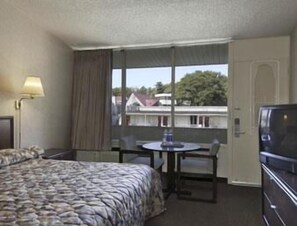 Blackout curtains, cots/infant beds, rollaway beds, free WiFi