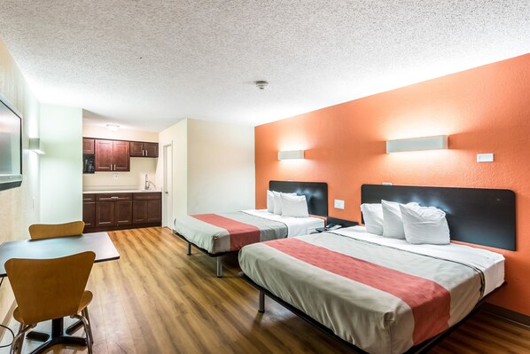 Cortinas blackout, cunas, camas plegables/adicionales y wifi gratis 