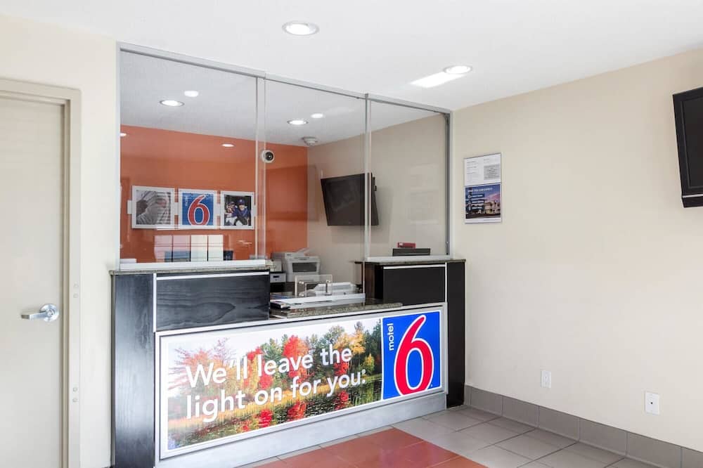 Motel 6 New Brunswick