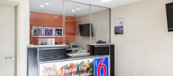 Motel 6 New Brunswick