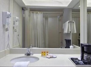 シャワー、タオル