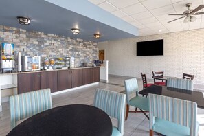 Frokost på farten er inkludert hver dag