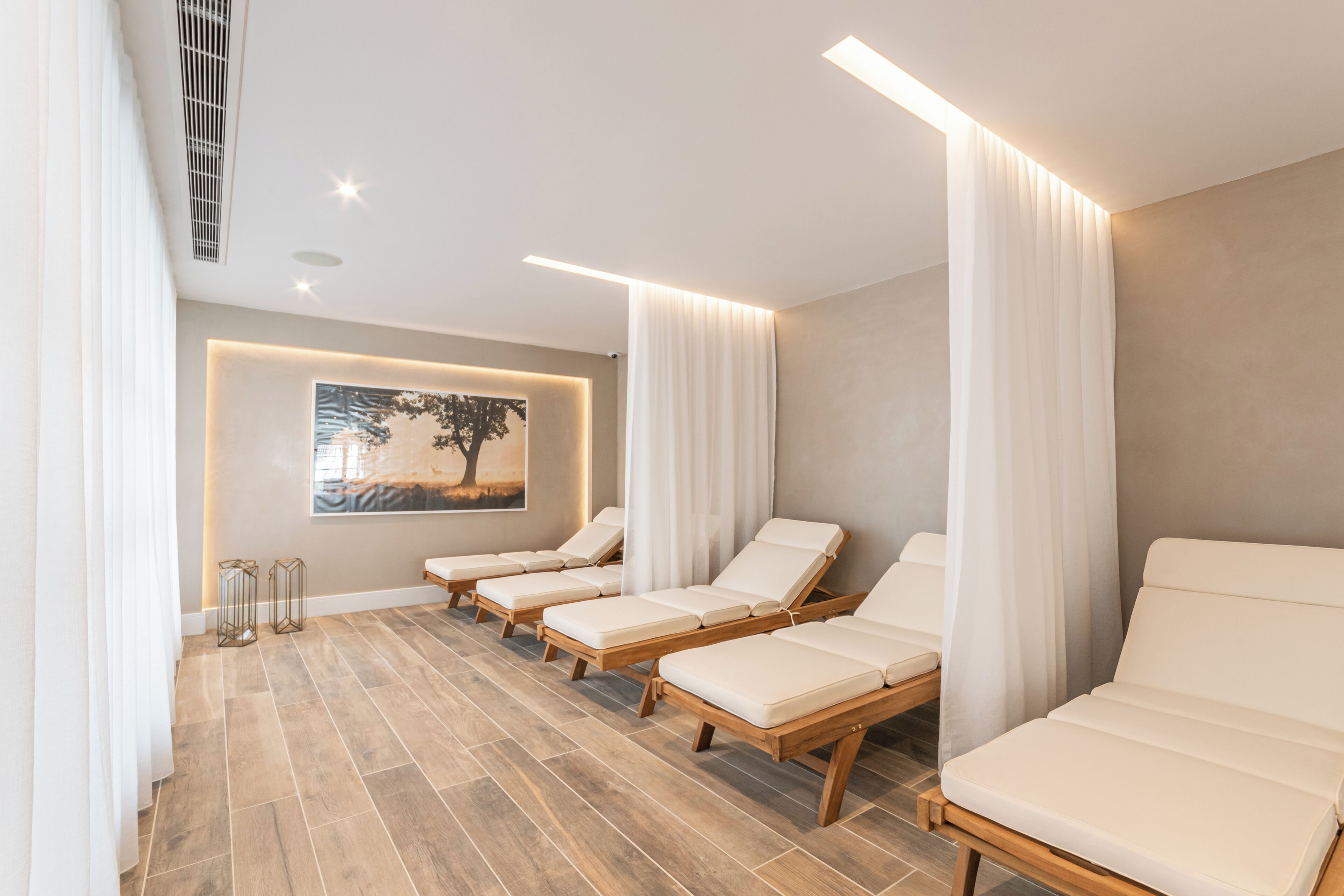 Urut tuaman batu, urutan tisu mendalam, urutan Sweden, urutan pranatal 