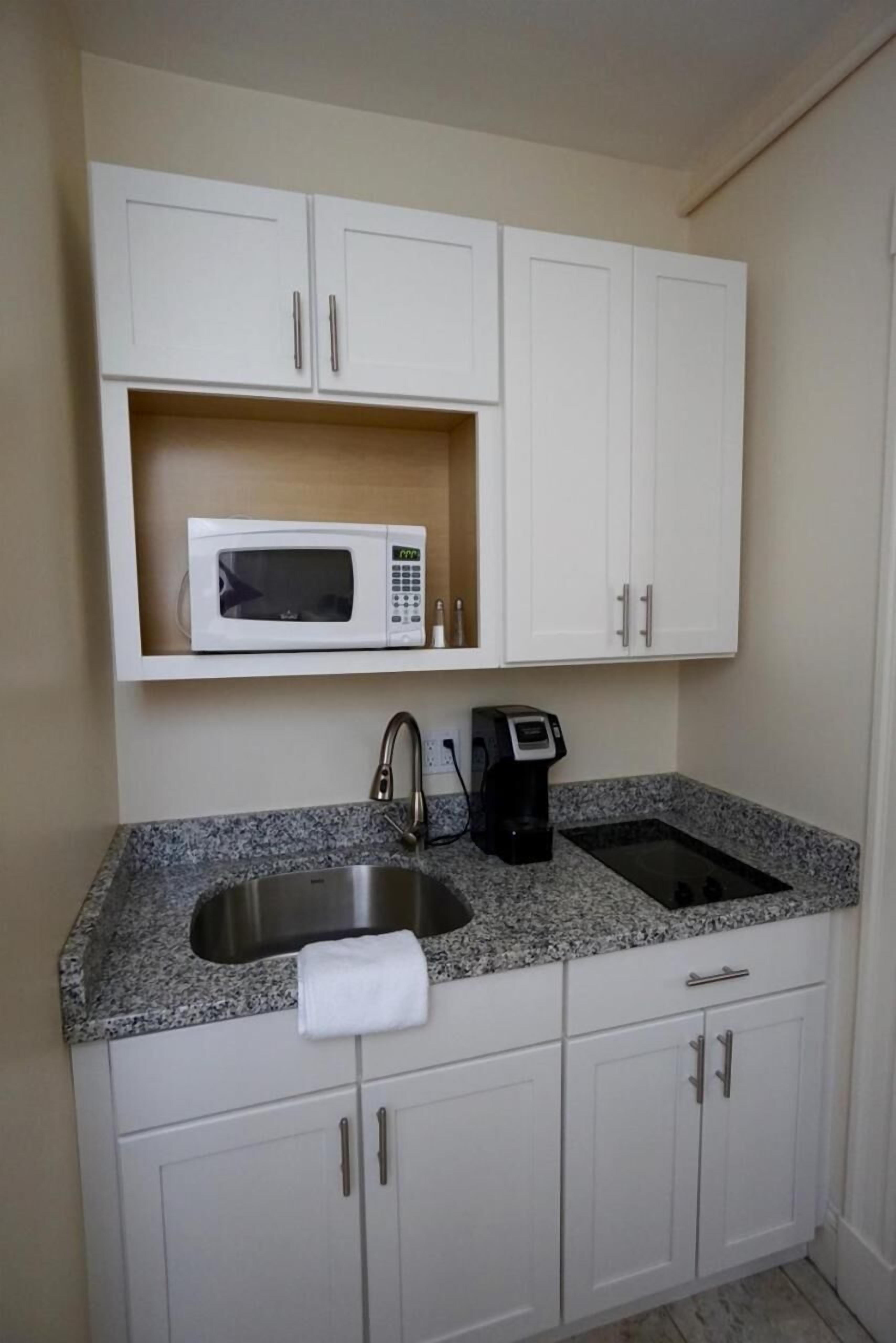 Photo - The Salem Inn