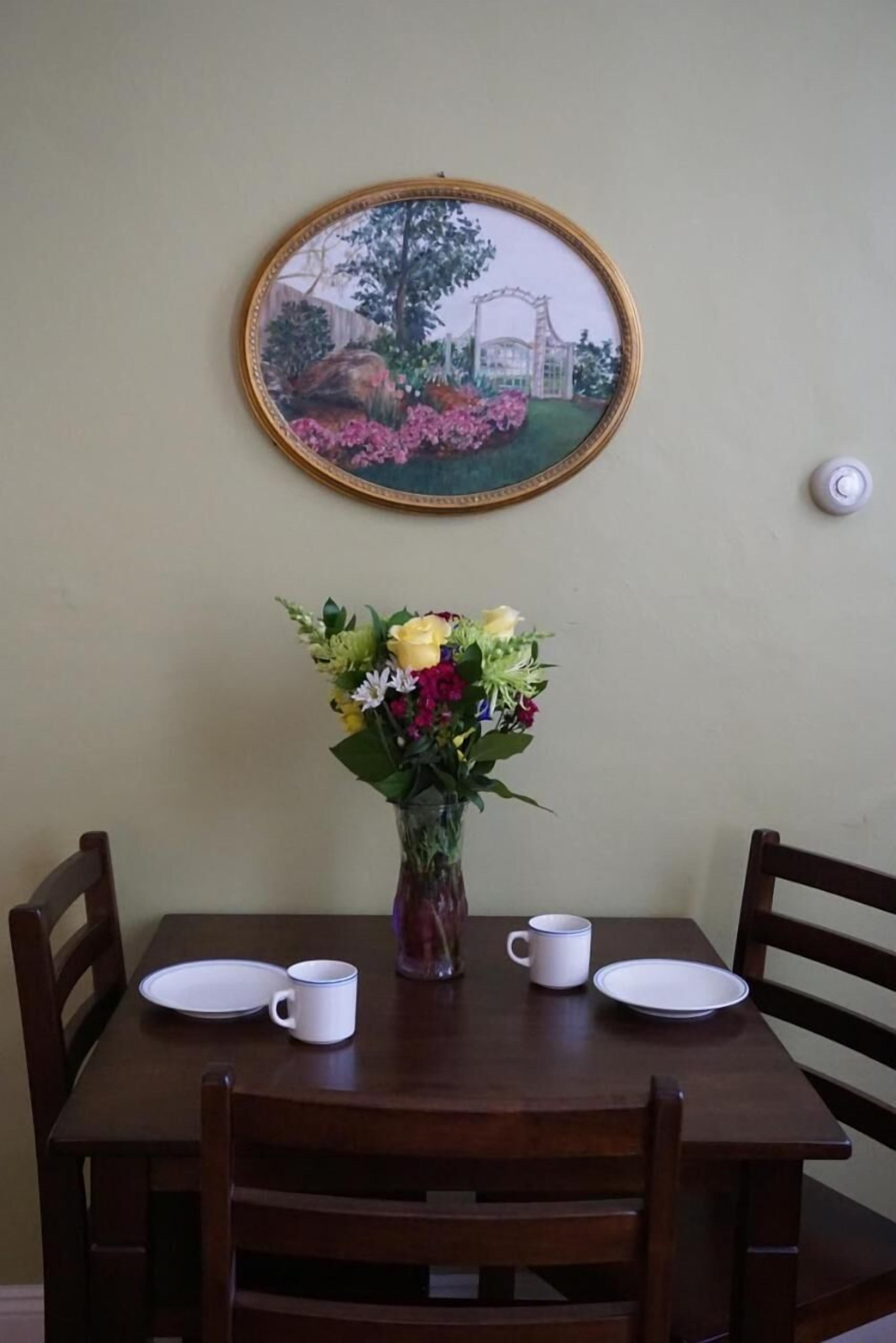 Photo - The Salem Inn