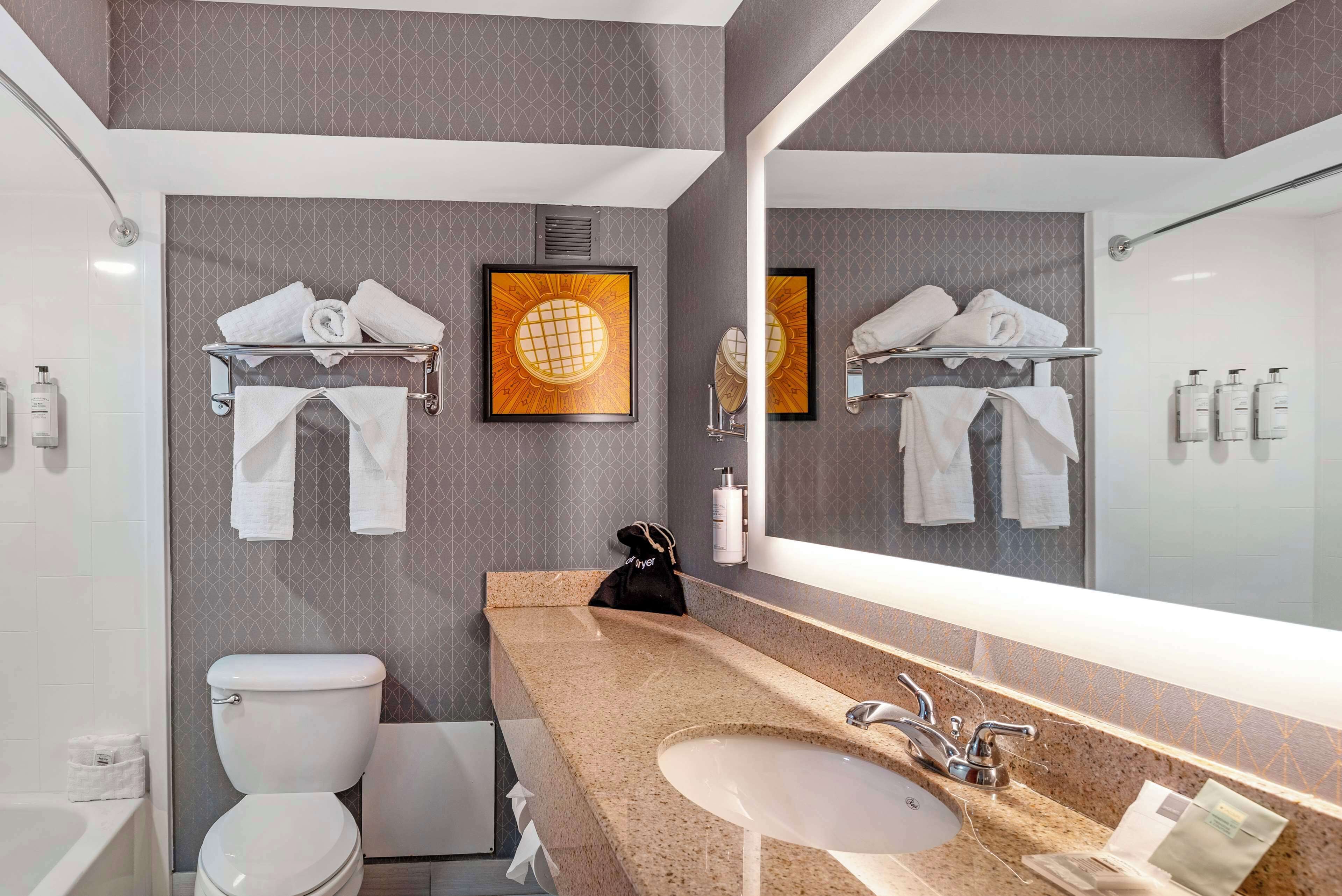 Foto - Best Western Premier Richmond City Gateway