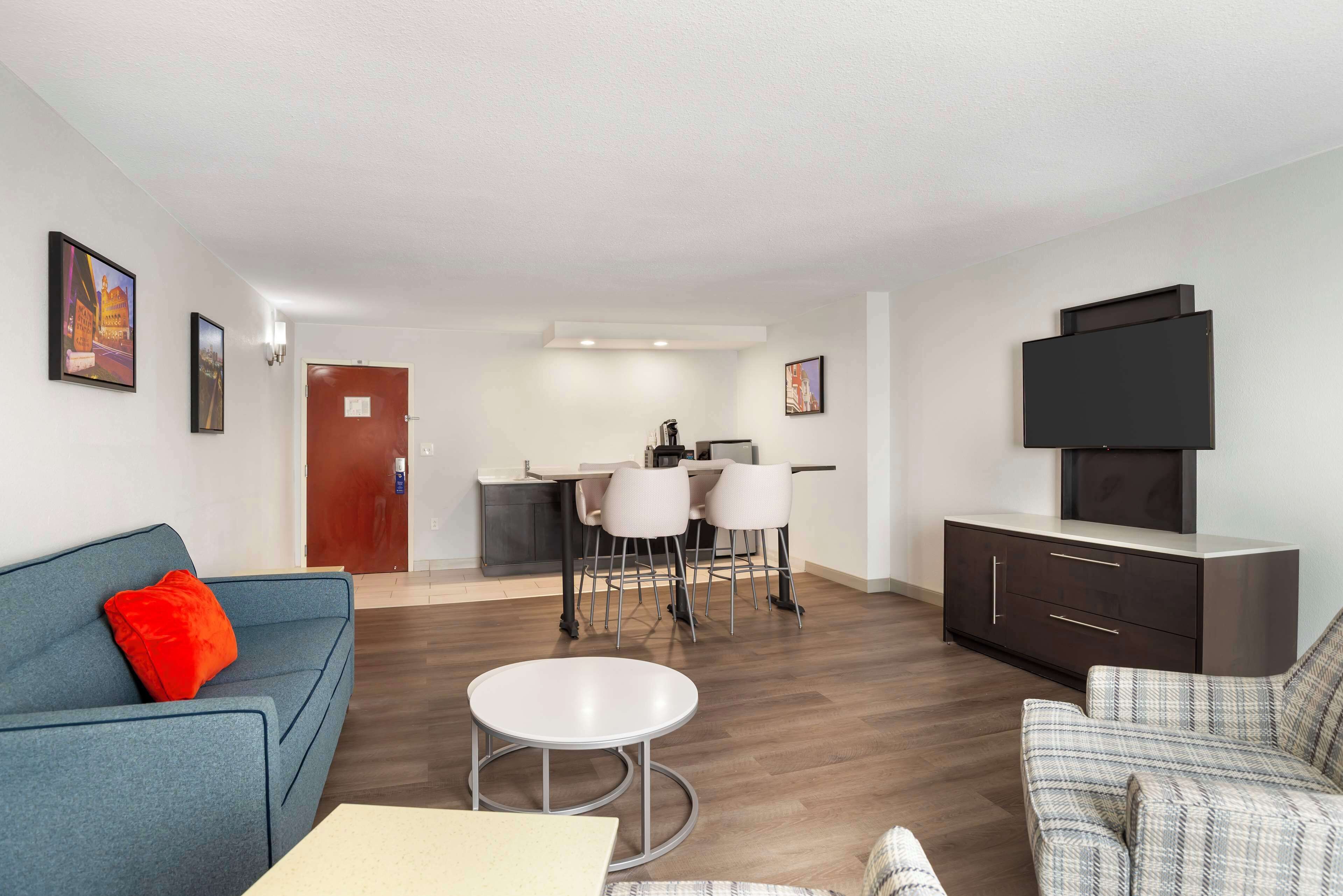 Foto - Best Western Premier Richmond City Gateway