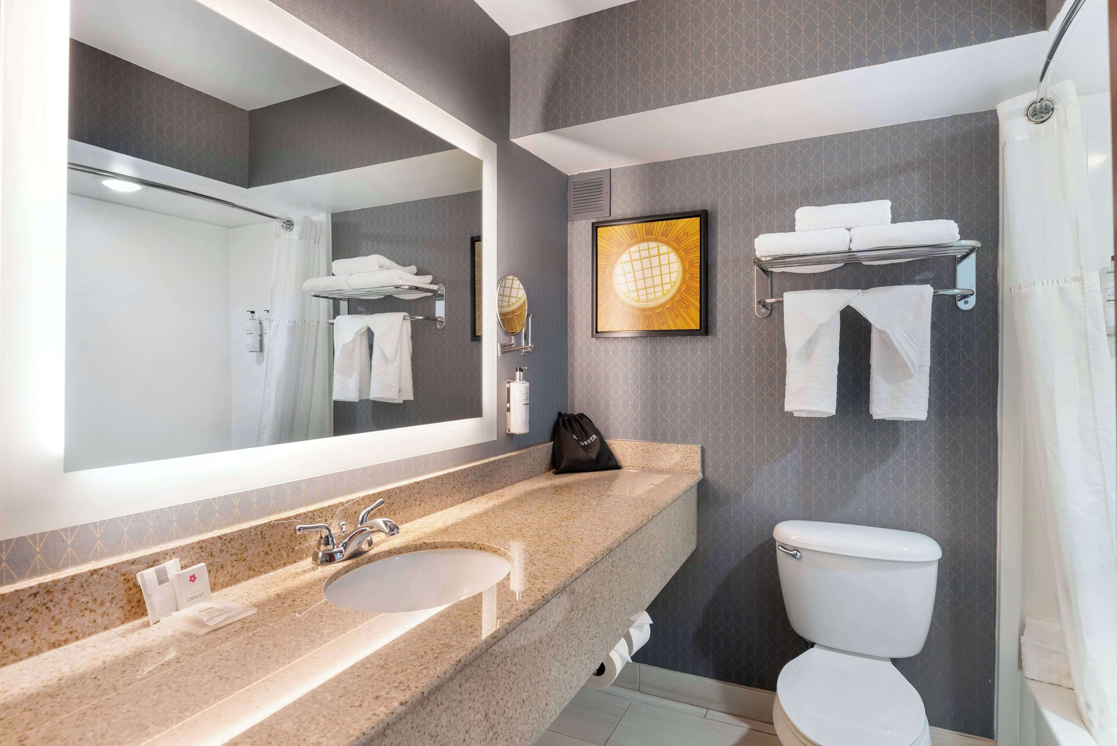 Foto - Best Western Premier Richmond City Gateway