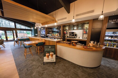 Holiday Inn NEWPORT by IHG