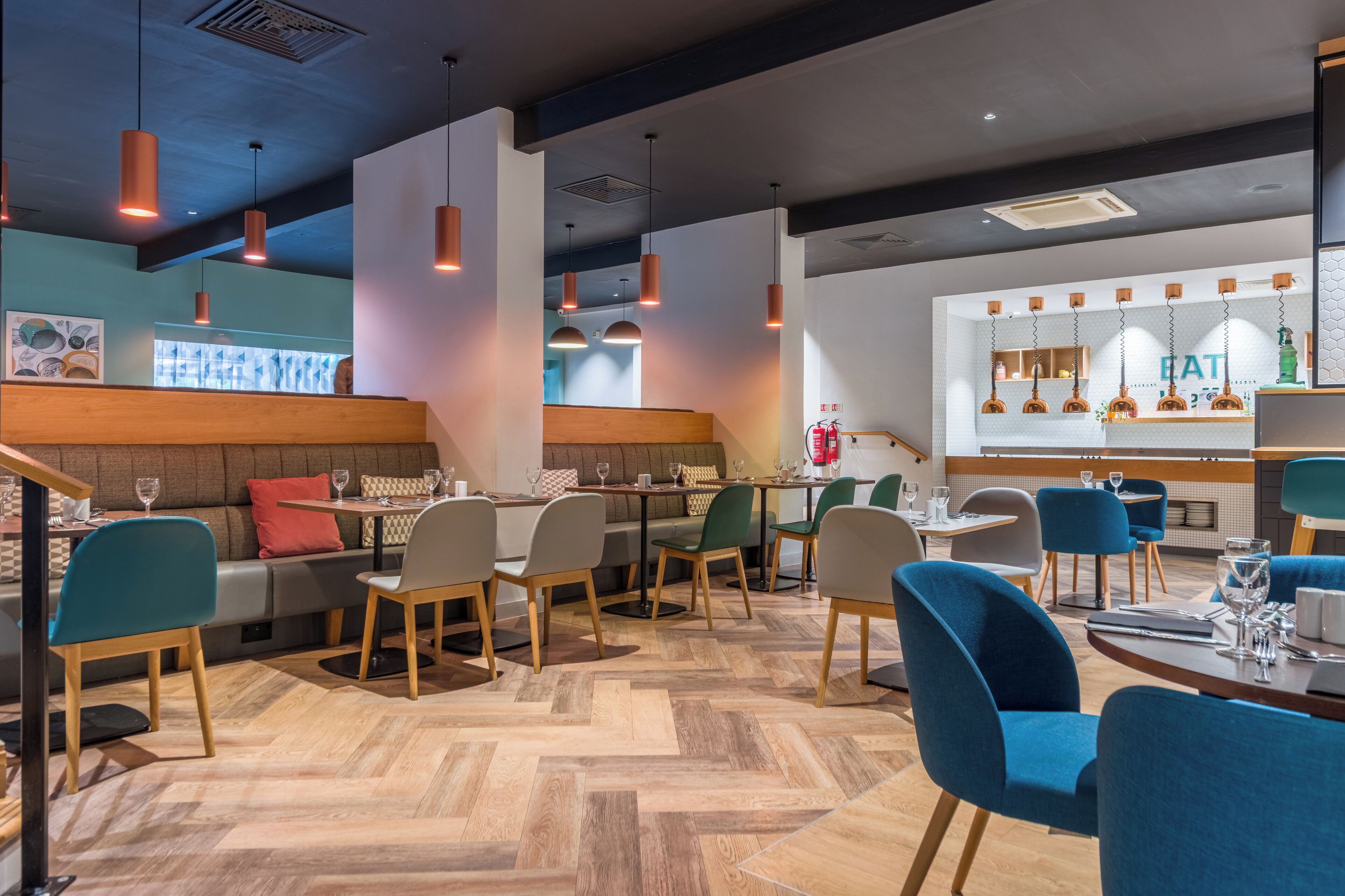 Tägliches Frühstücksbuffet gegen Gebühr
