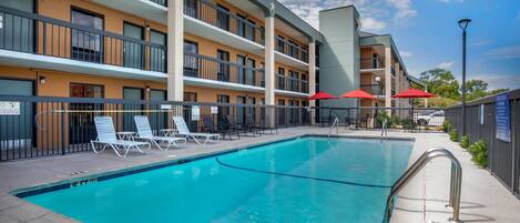 Seasonal outdoor pool