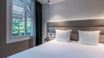 Comfort Room, City View | View from room