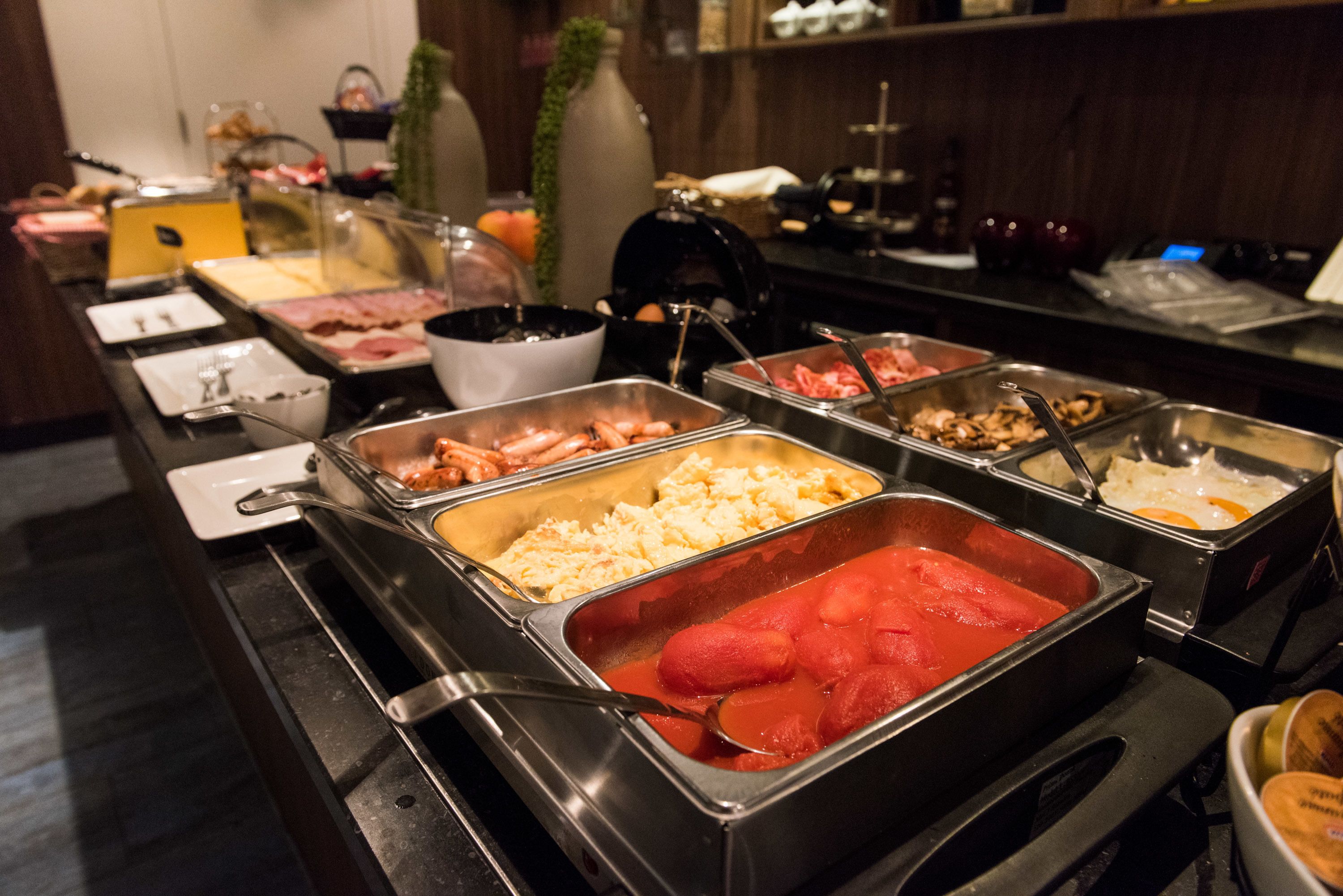 daily buffet breakfast (eur 22.50 per person)