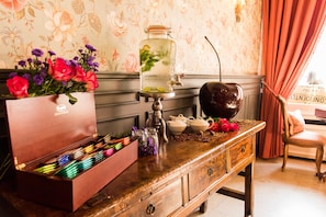 Lobby-Lounge