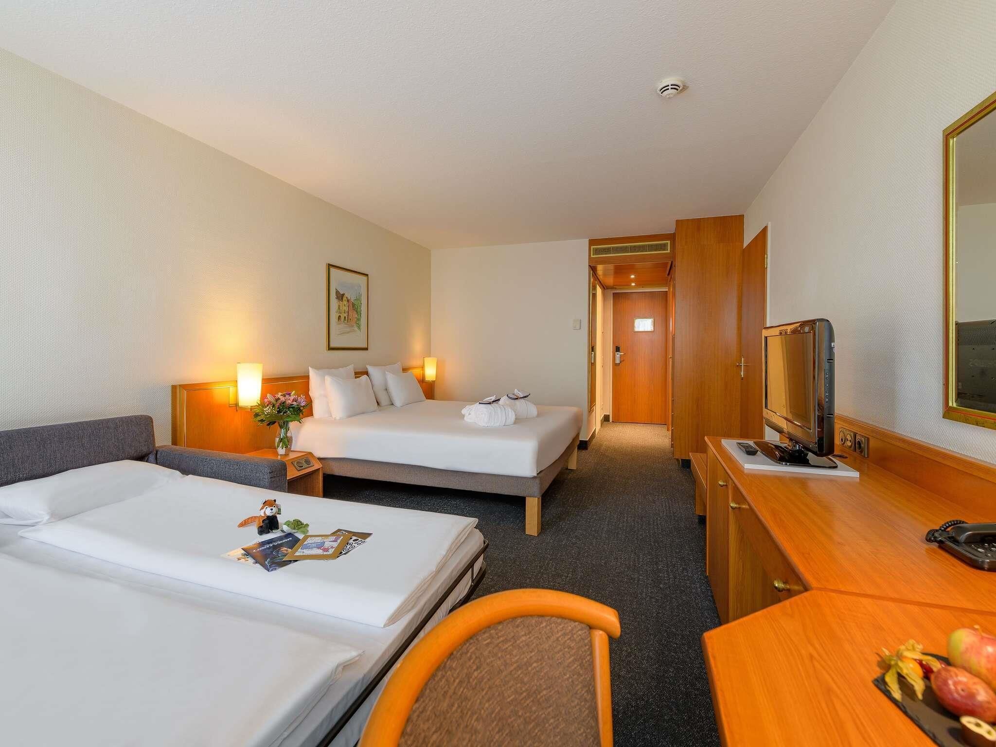 Chambre Supérieure, 1 lit double et 1 canapé-lit