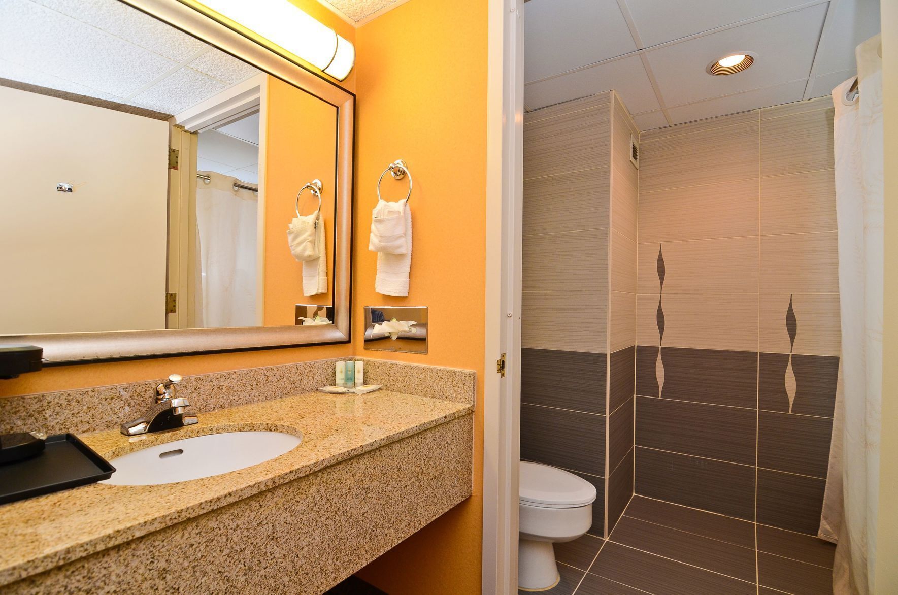 Bathroom | Free toiletries, hair dryer, towels