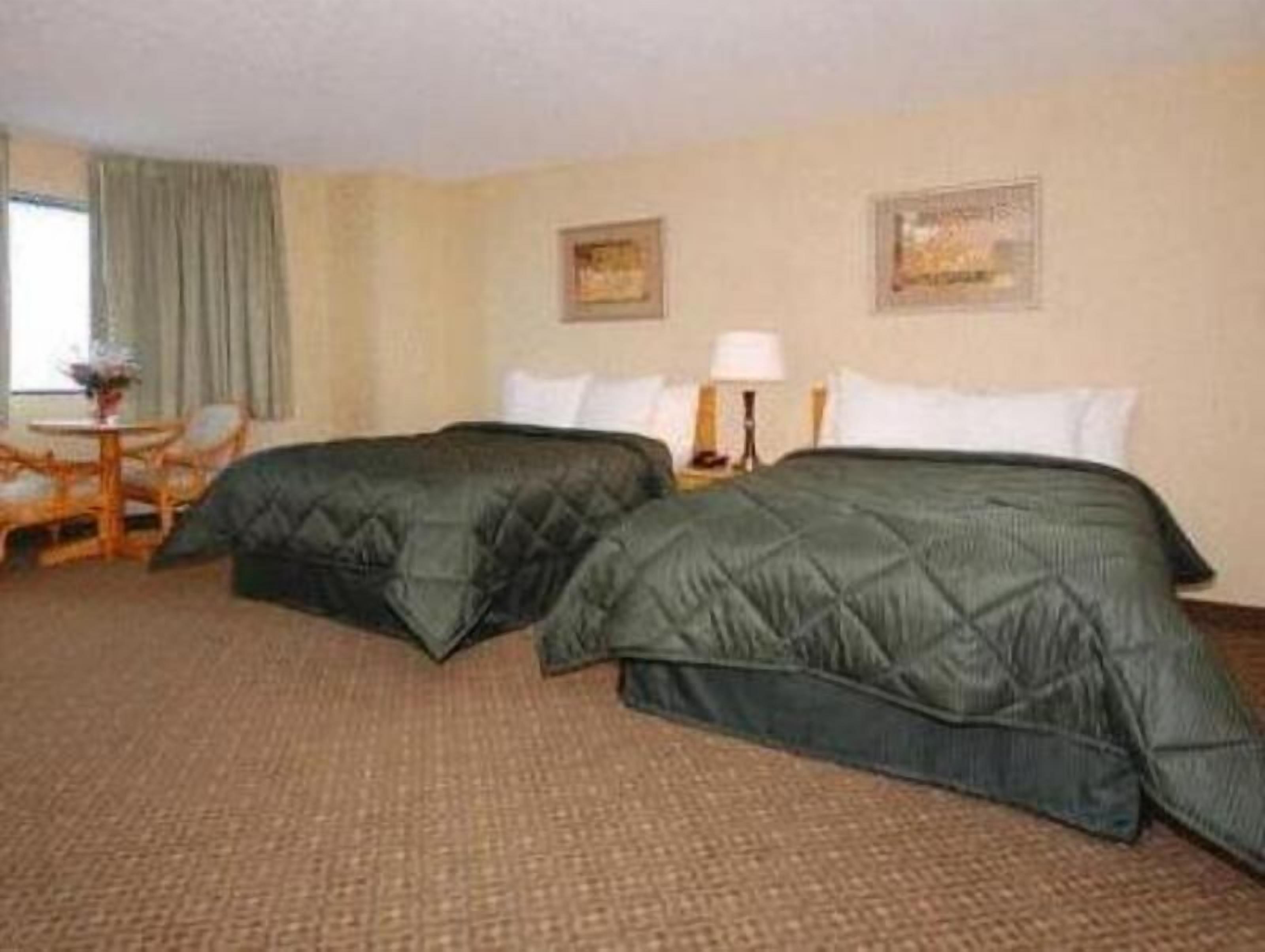 In-room safe, desk, iron/ironing board, free cots/infant beds