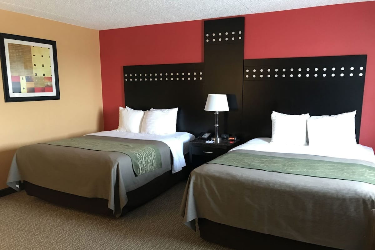 In-room safe, desk, iron/ironing board, free cribs/infant beds