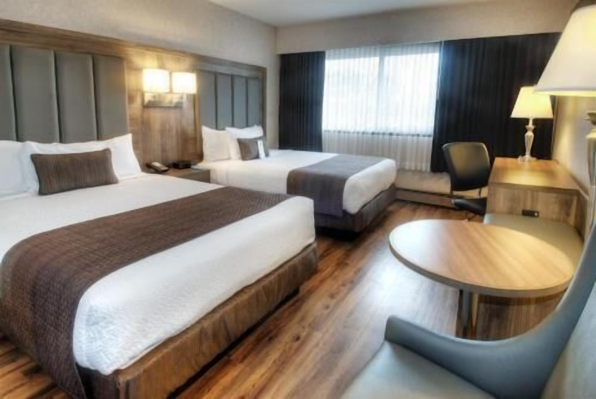 In-room safe, desk, laptop workspace, blackout drapes