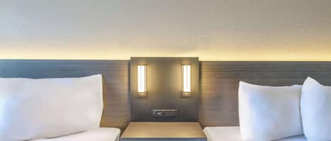 Suite Standard, 2 grands lits, non-fumeur | Accès au Wi-Fi (inclus), literie fournie