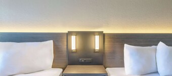 Motel 6 Ocala, FL - Conference Center