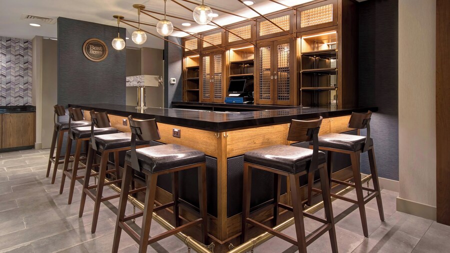 Four Points by Sheraton Boston Newton