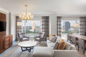 Flat-screen TV, pay films - The Westin Buckhead Atlanta (Atlanta)