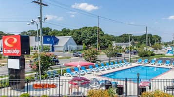 Seasonal outdoor pool