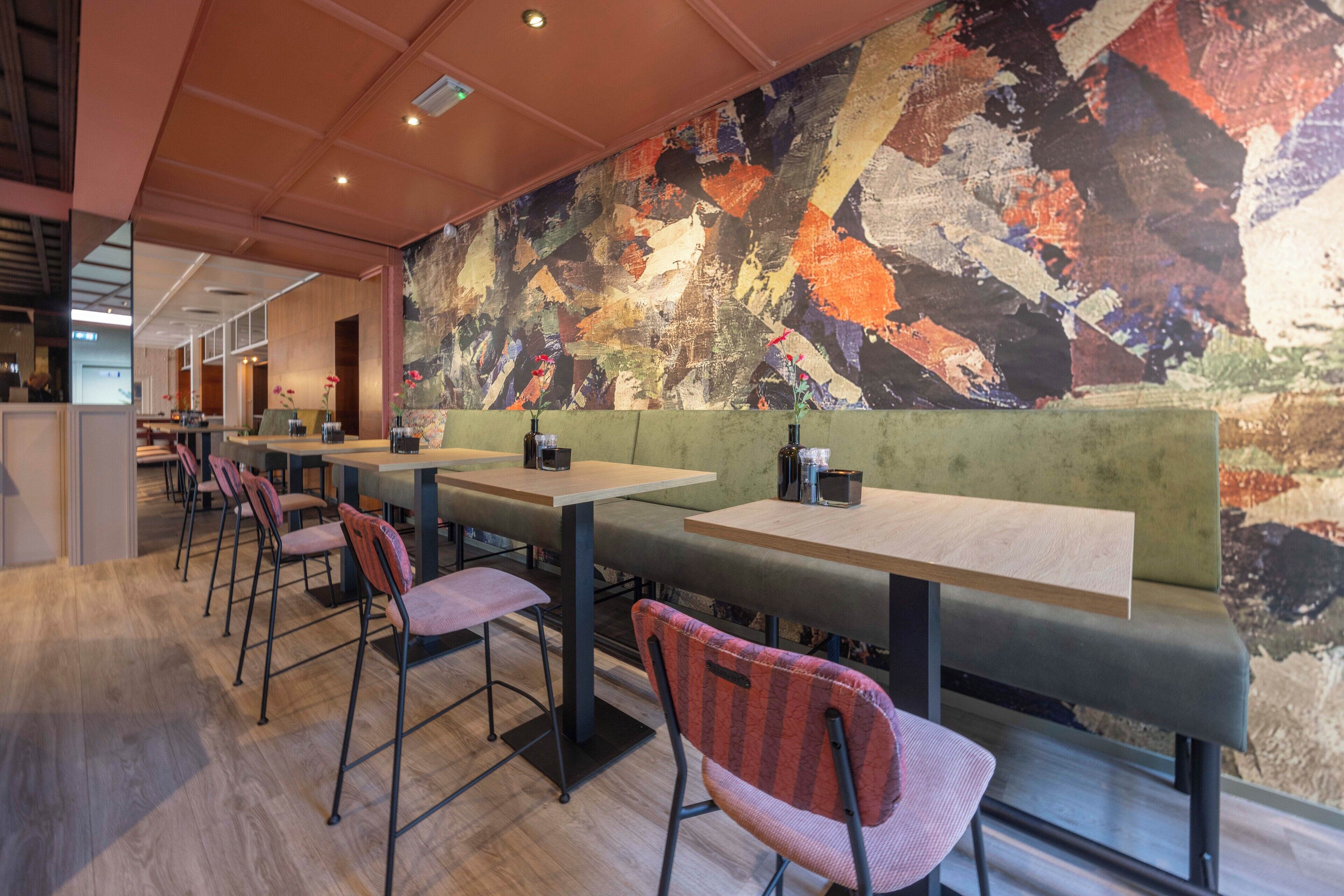 Desayuno buffet diario (EUR 17.50 por persona)