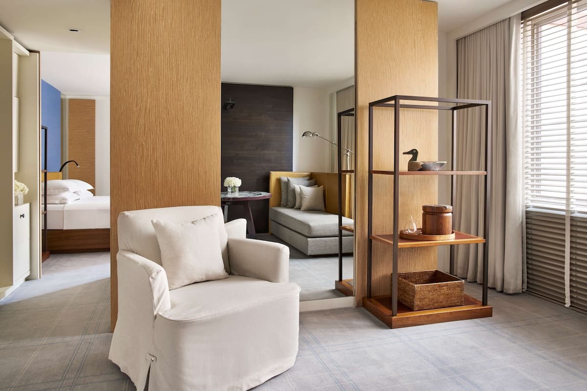 Premium bedding, down comforters, pillowtop beds, minibar