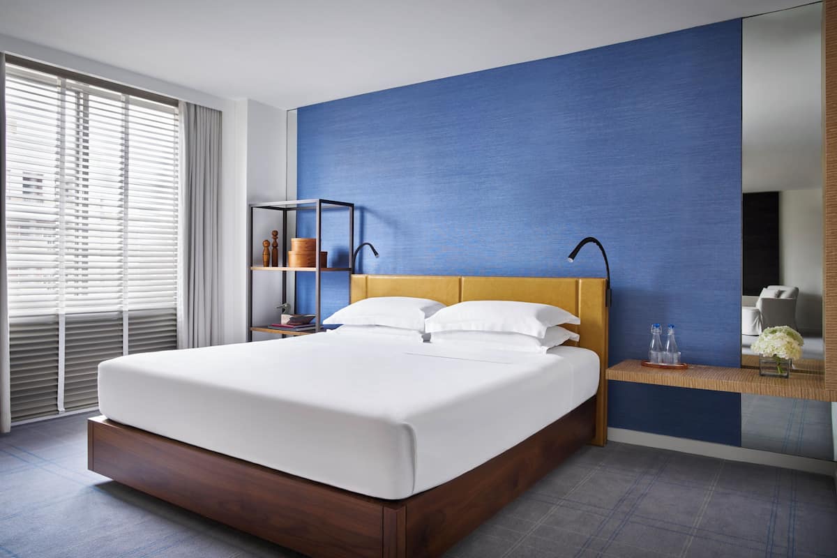 Junior Suite, 1 King Bed (High Floor)