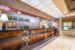 Lobby - Clarion Inn Grand Junction (Grand Junction)