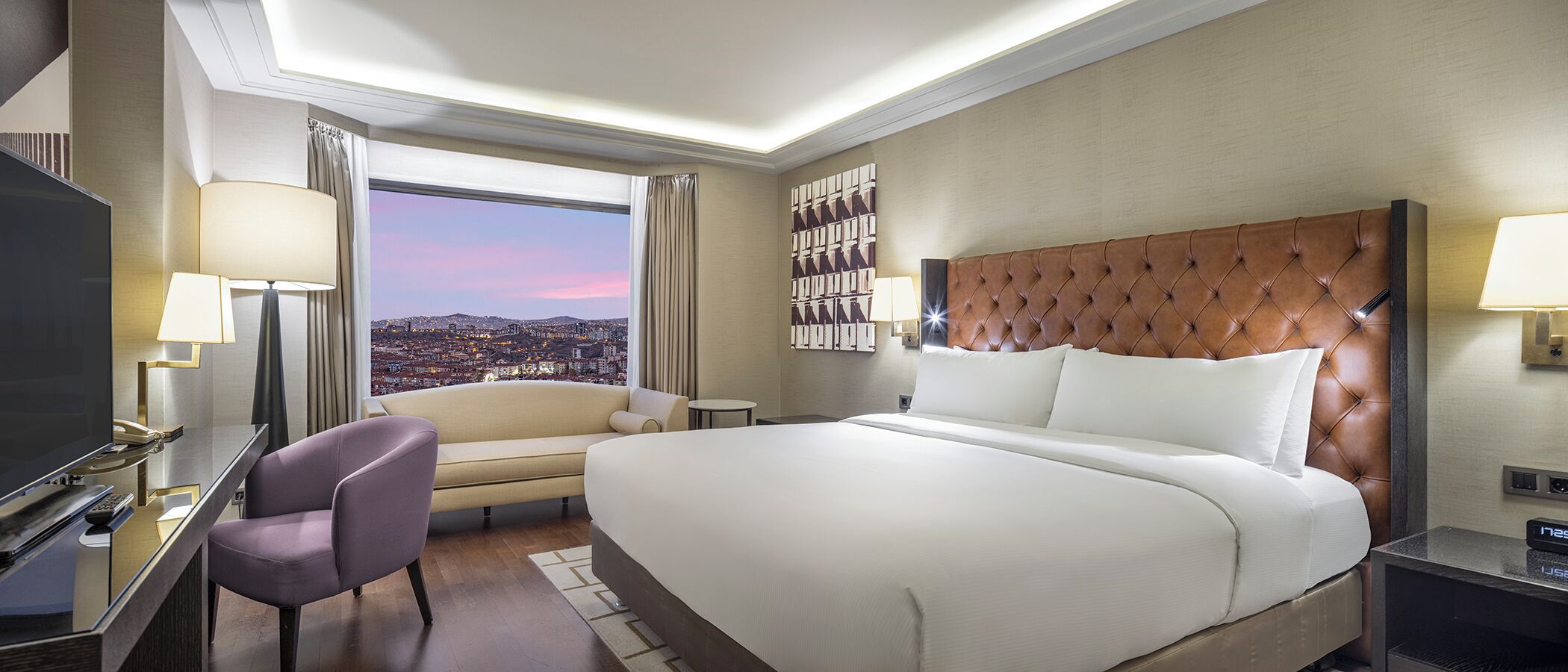 Ambassador Suite | Minibar, in-room safe, desk, laptop workspace