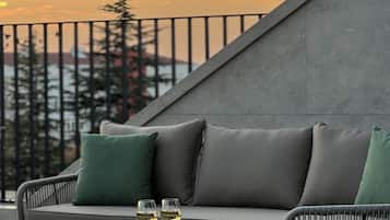 Executive Apartment (Suite) | Terrace/patio