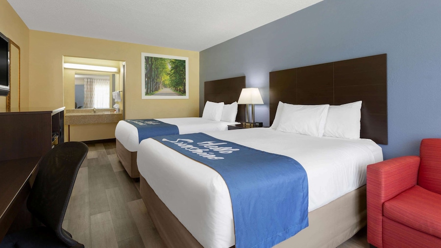 Days Inn by Wyndham Greensboro Airport