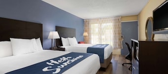 Days Inn by Wyndham Greensboro Airport