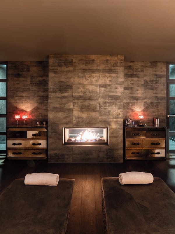 Couples treatment rooms, sauna, hot tub, steam room, Turkish bath