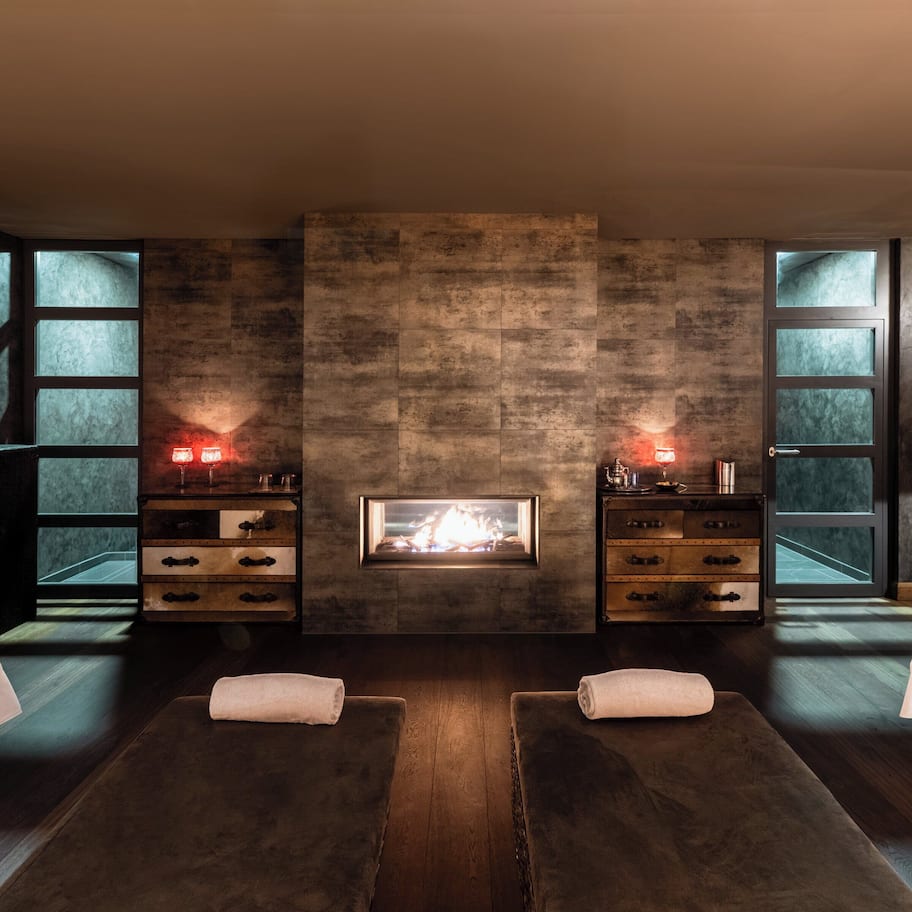 Couples treatment rooms, sauna, hot tub, steam room, Turkish bath