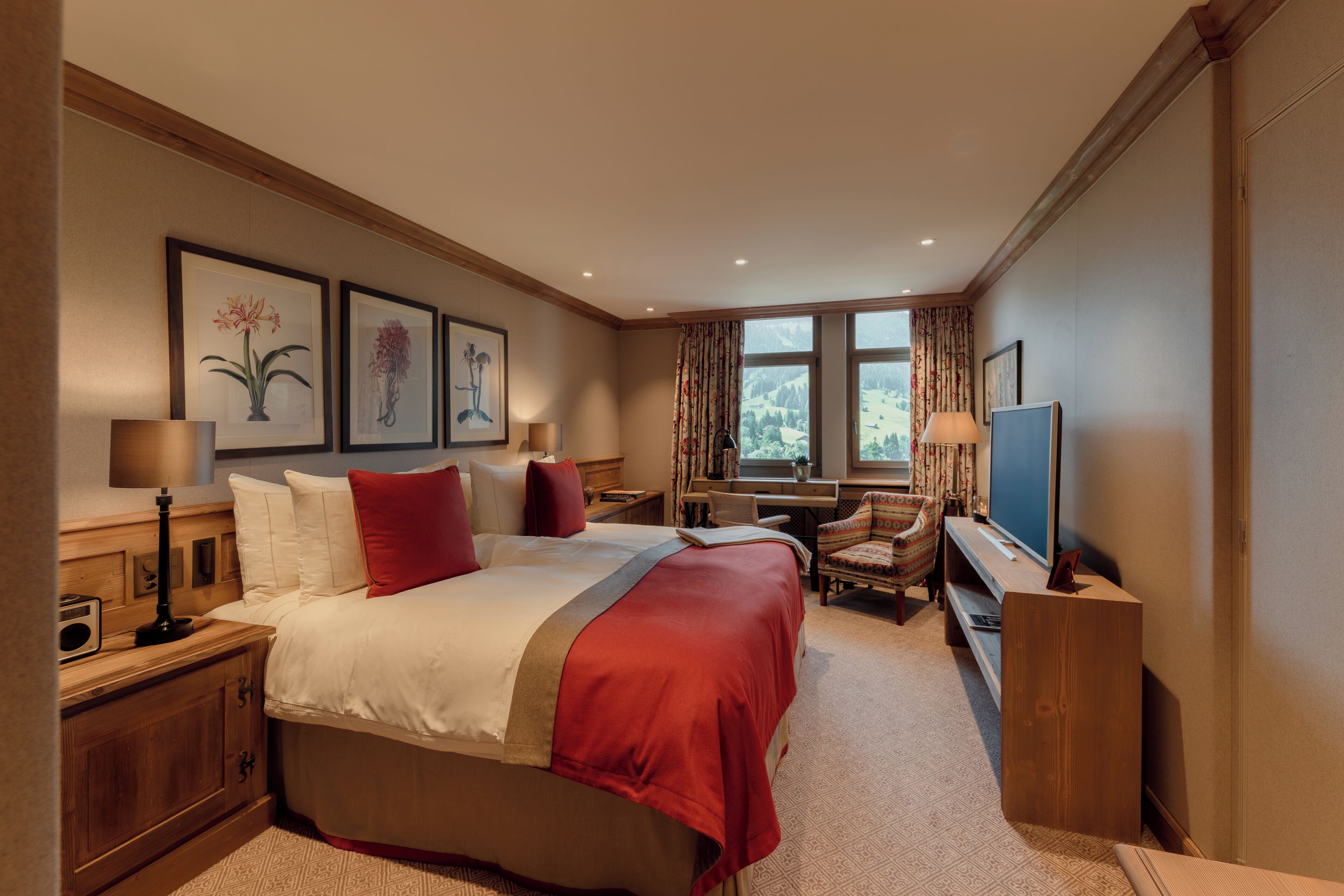 Cosy Room Mountain View | Hochwertige Bettwaren, Daunenbettdecken, Pillowtop-Betten, Minibar